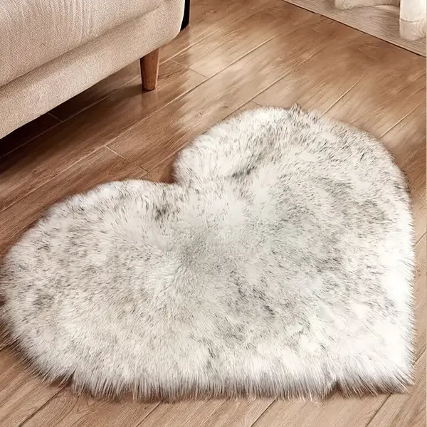 Cozy Nordic-Inspired Heart-Shaped Plush Rug - Soft, Washable Faux Wool Blend Carpet For Bedroom & Living Room Decor