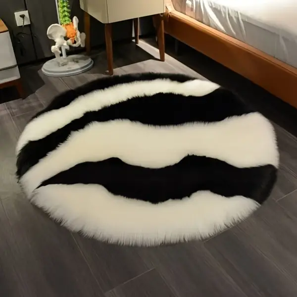 Luxurious Plush Round Rug - Thick, Warm Faux Wool for Living Room, Bedroom, Office - Machine Washable, Striped Design - Perfect for Home Decor & Holidays