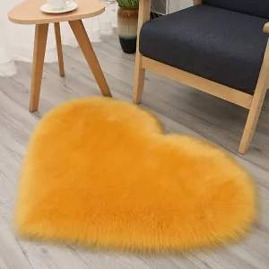 1pc Heart Shaped Area Rug, Shaggy Rugs, Decorative Indoor Mats, Plush Faux-Fur Carpet For Living Room & Bedroom, Gifts For Her, Gifts For Him, Home Decor 31.5in*27.6in F27.6in*23.6in